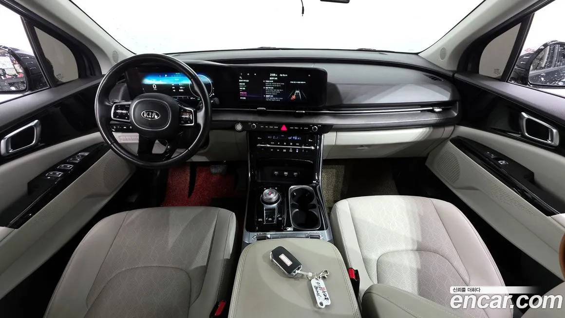 Kia Carnival — фото 9