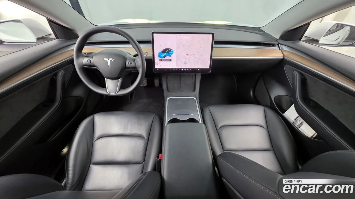 Tesla Model 3 — фото 4