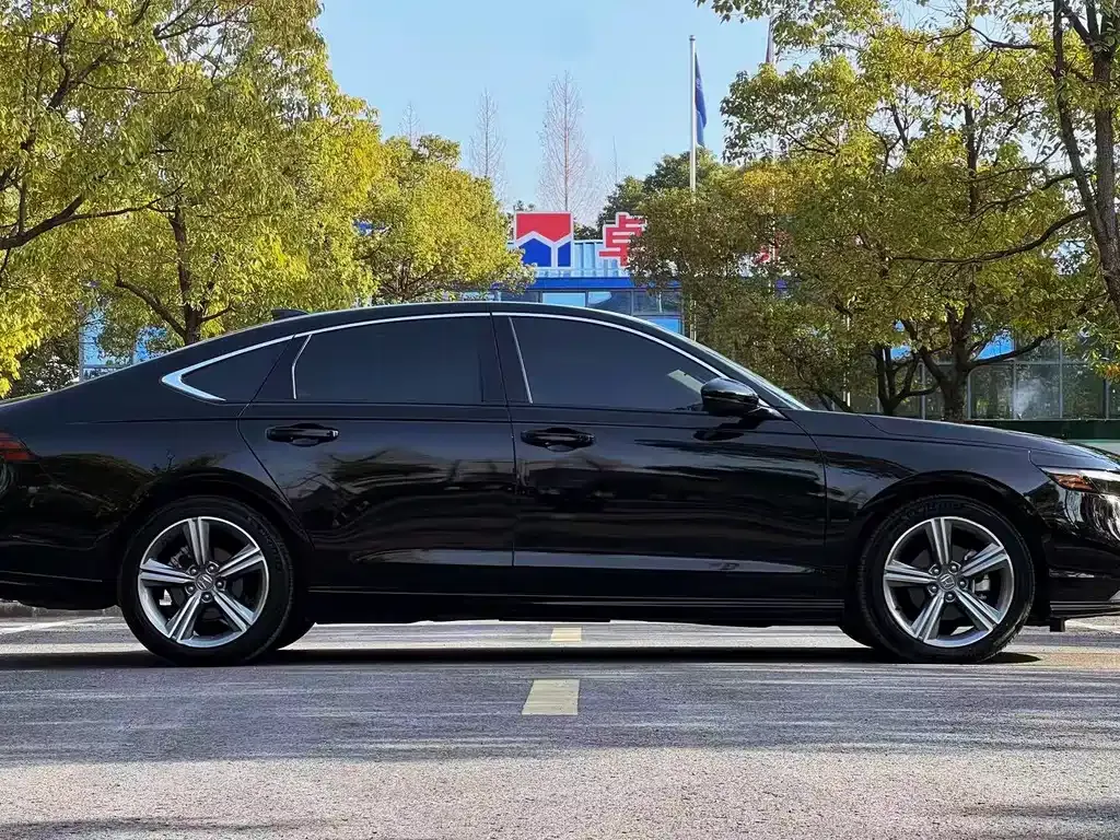 Honda Accord 2024 из CN, фото 9