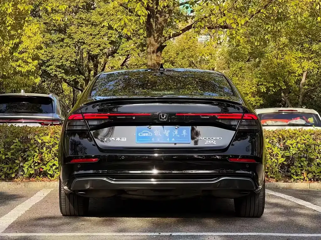 Honda Accord 2024 из CN, фото 10