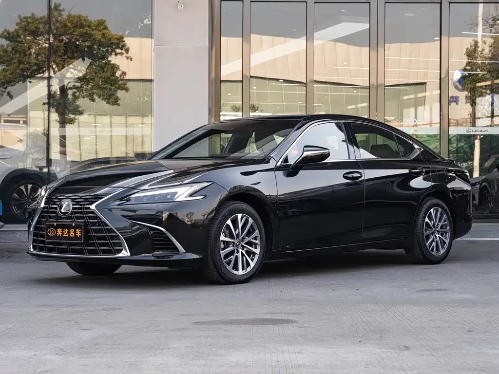 Lexus ES 2025 из CN, фото 1