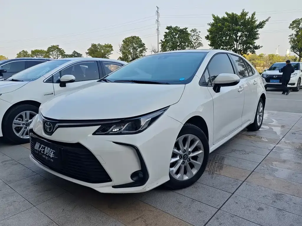 Toyota Corolla 2022 из CN, фото 1