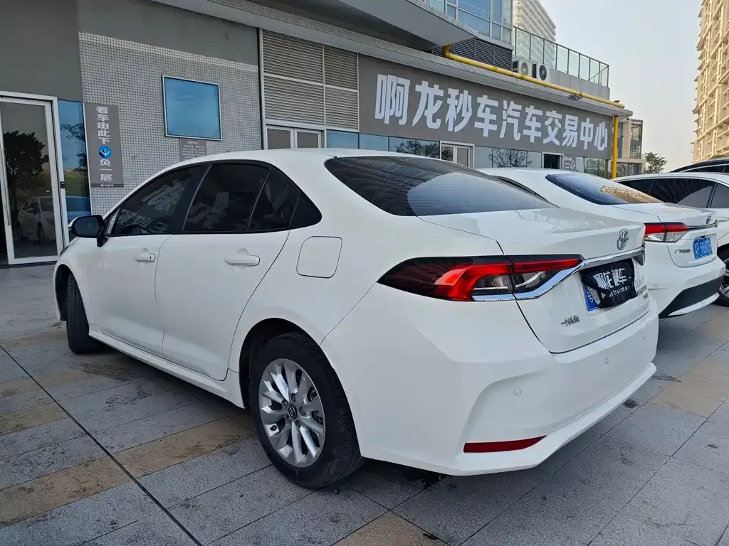 Toyota Corolla 2022 из CN, фото 7