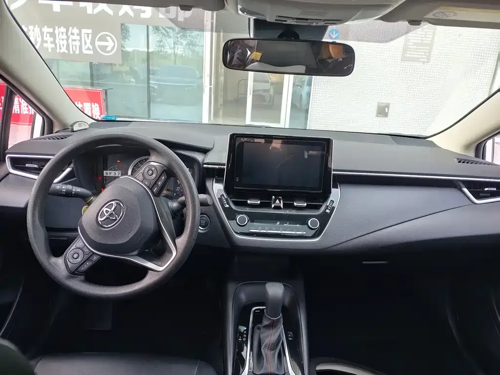 Toyota Corolla 2022 из CN, фото 3