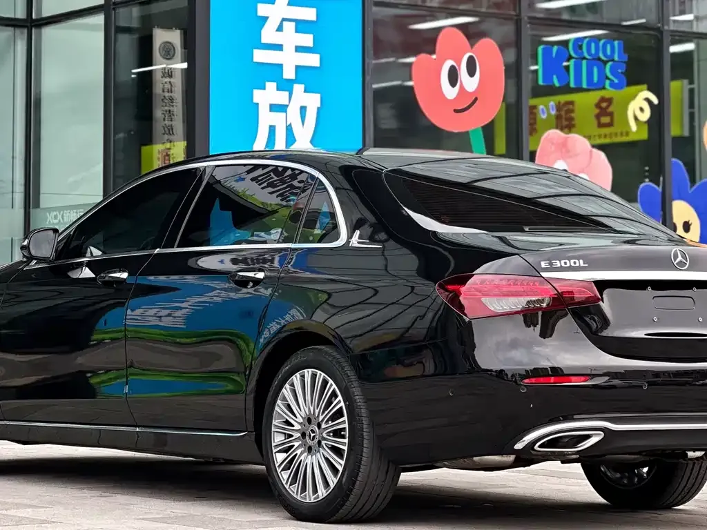 Mercedes-Benz E-Class 2022 из CN, фото 6
