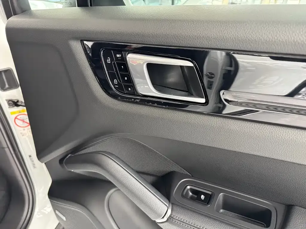 Porsche Cayenne 2021 из CN, фото 3
