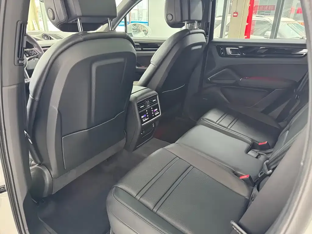 Porsche Cayenne 2021 из CN, фото 7