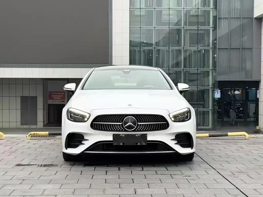 Mercedes-Benz E-Class (Import) — фото 7