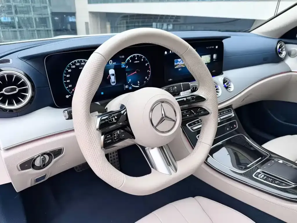 Mercedes-Benz E-Class (Import) — фото 9