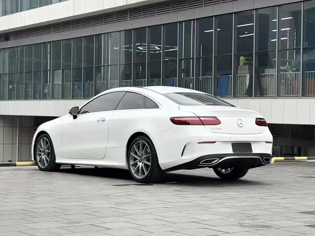 Mercedes-Benz E-Class (Import) — фото 4