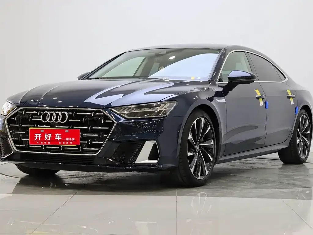 Audi A7L 2021 из CN, фото 1