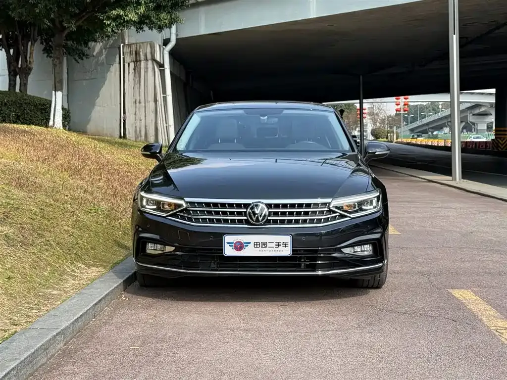 Volkswagen Magotan 2023 из CN, фото 3