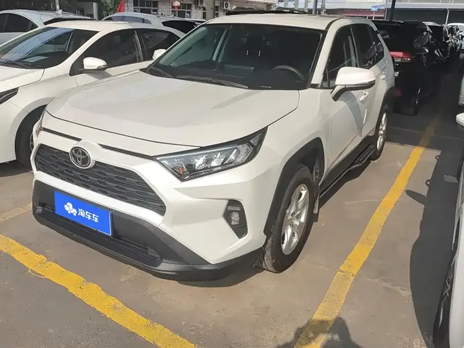 Toyota RAV4 2025 из CN, фото 1