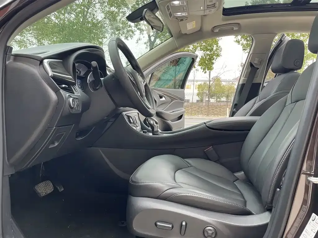 Buick Envision Plus — фото 8