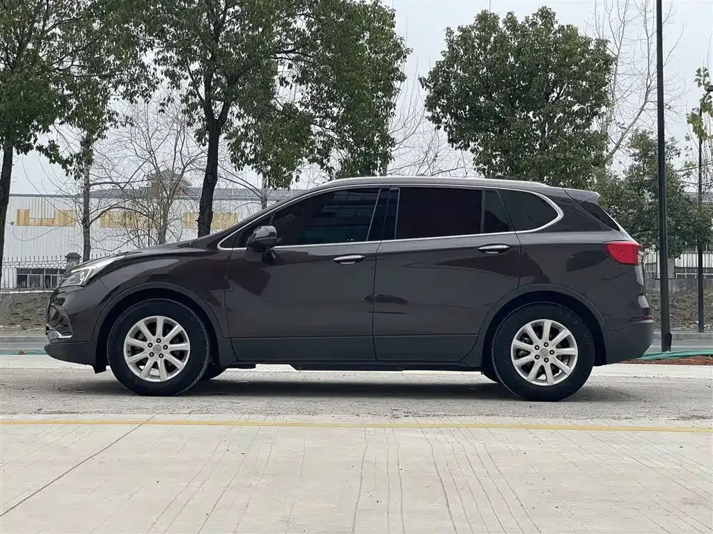Buick Envision Plus — фото 5