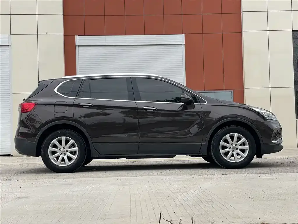 Buick Envision Plus — фото 3