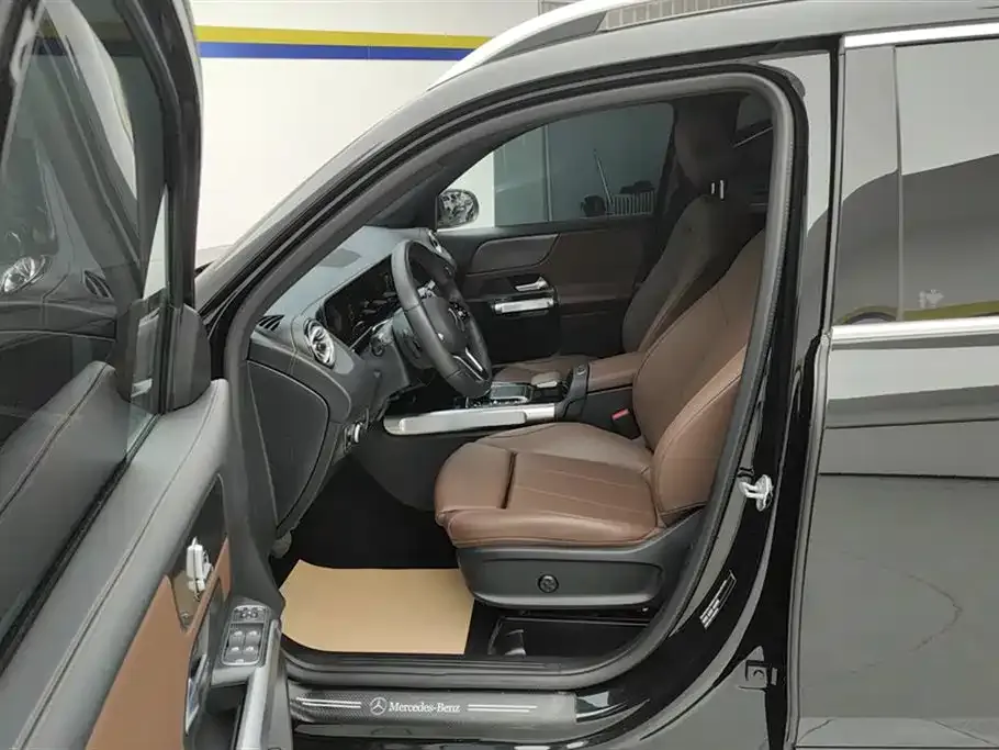 Mercedes-Benz GLB 2023 из CN, фото 4