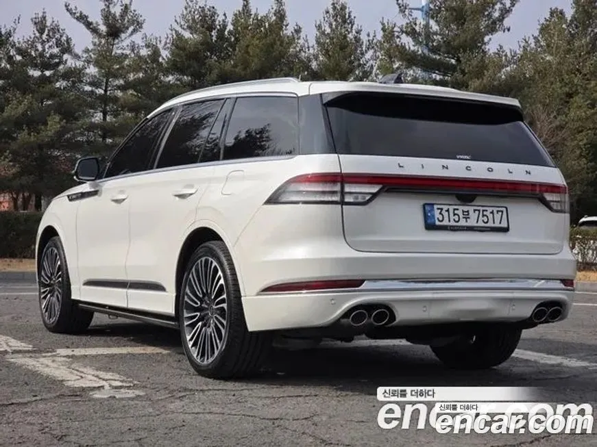 Lincoln Aviator — фото 10