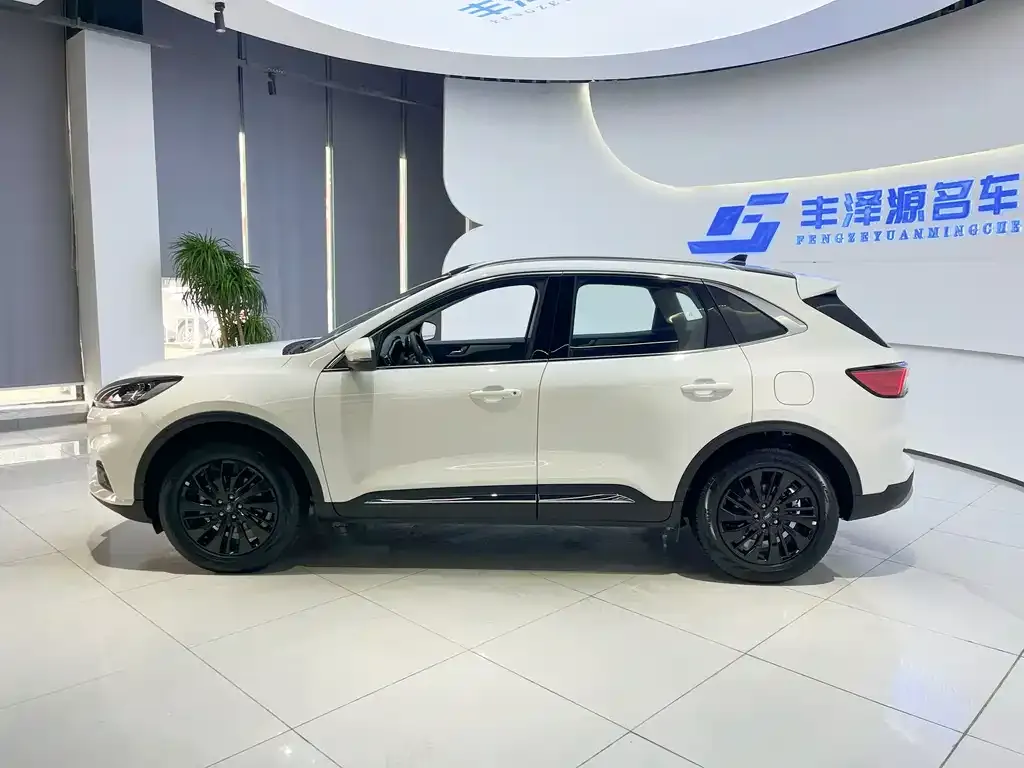 Ford Escape 2026 из CN, фото 6