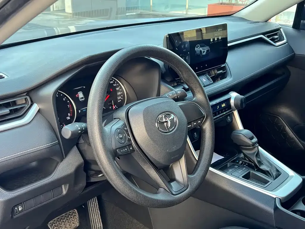 Toyota Wildlander 2023 из CN, фото 9