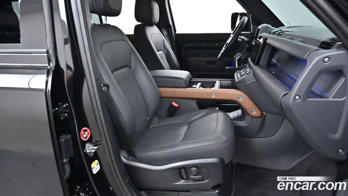 Land Rover Defender 2024 из KR, фото 9