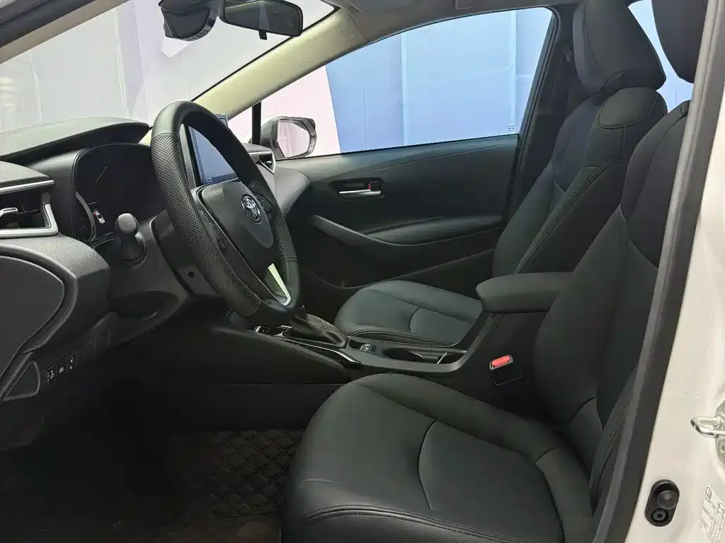 Toyota Corolla 2022 из CN, фото 3