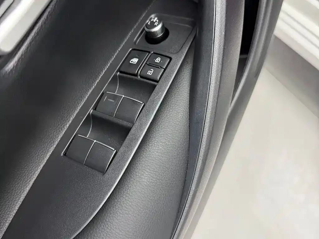 Toyota Corolla 2022 из CN, фото 9