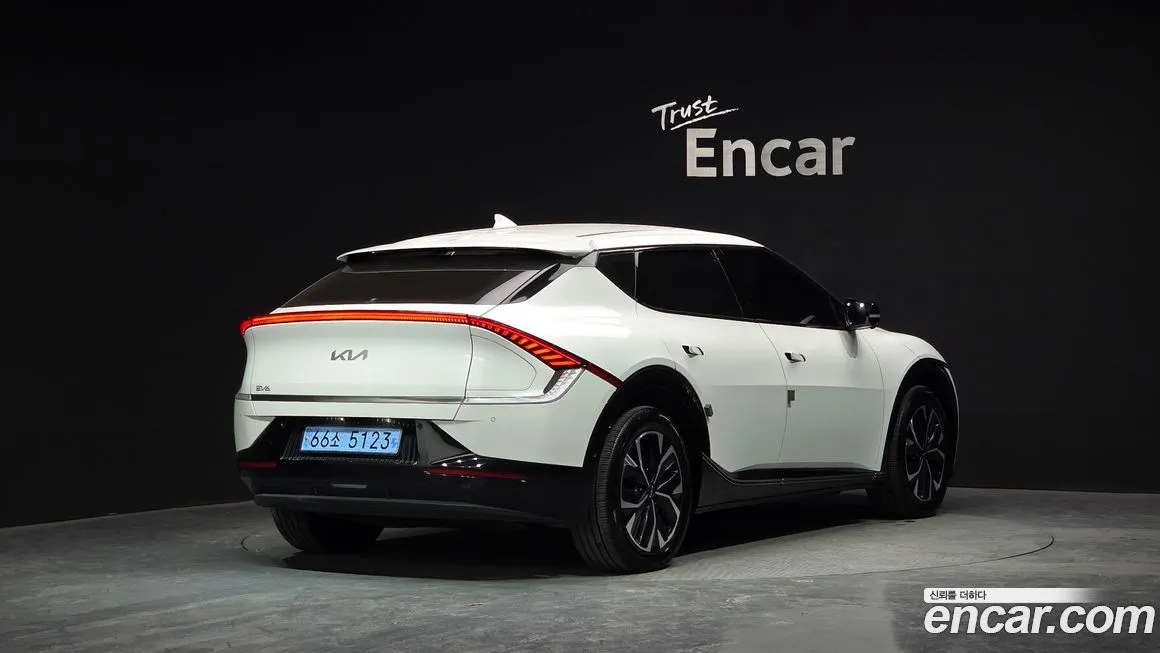 Kia EV6 — фото 3