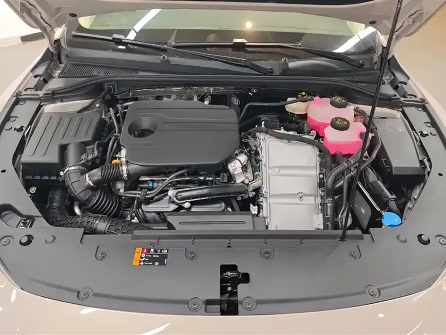 Roewe D7 2026 из CN, фото 6