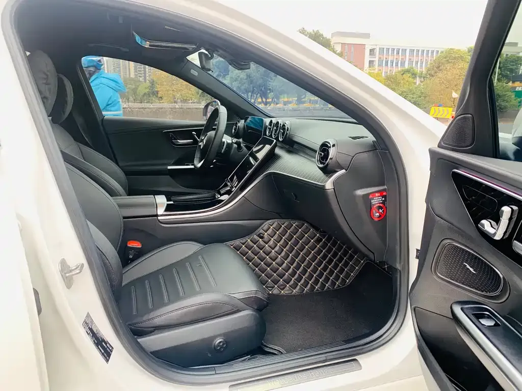 Mercedes-Benz C-Class 2024 из CN, фото 5