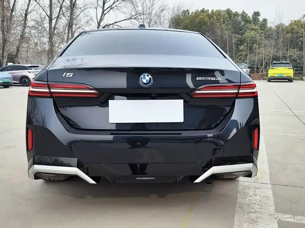 BMW i5 2024 из CN, фото 5