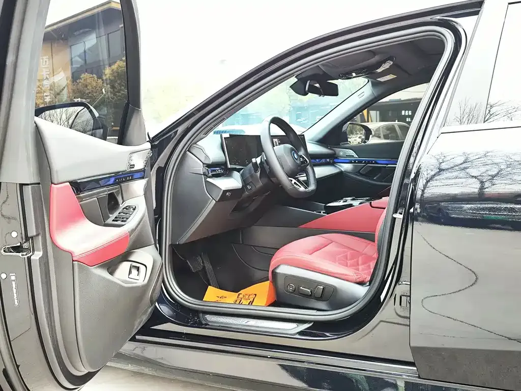 BMW i5 2024 из CN, фото 7