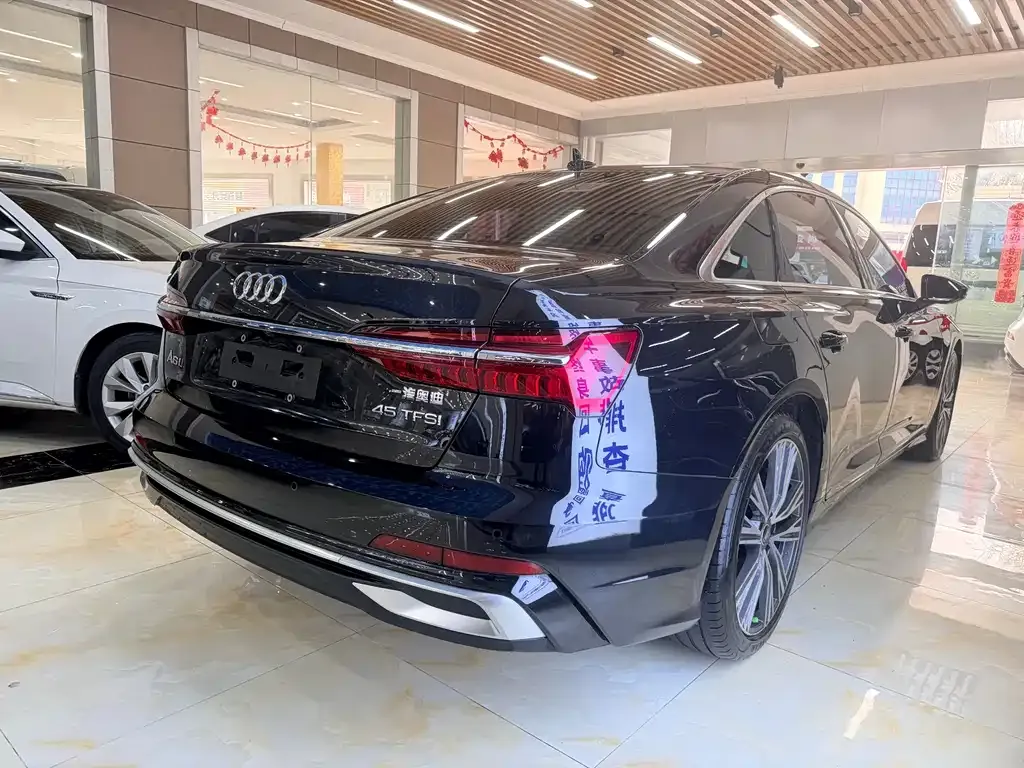 Audi A6L 2023 из CN, фото 8