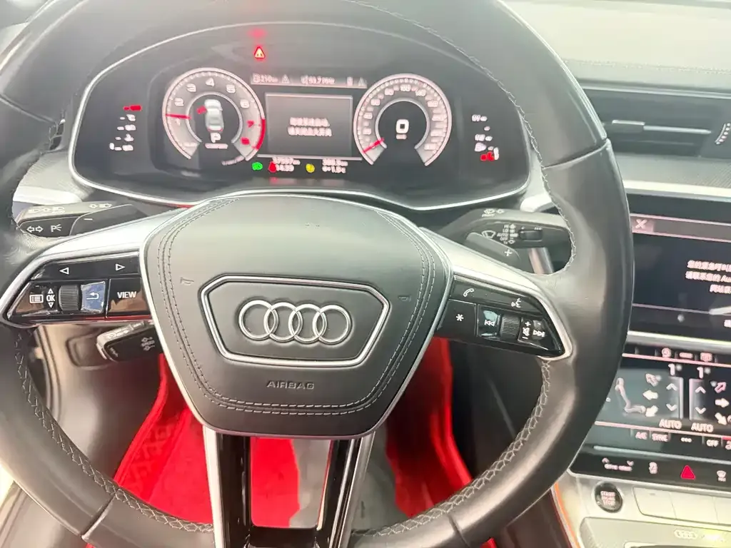 Audi A6L 2023 из CN, фото 4