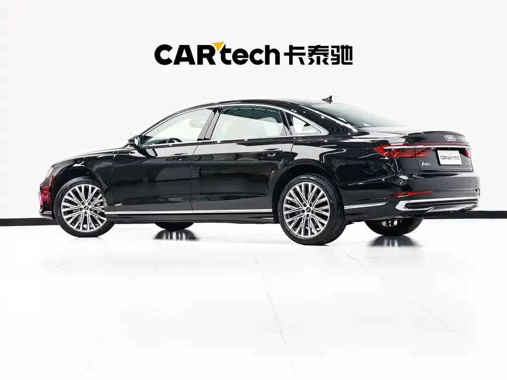 Audi A8 2024 из CN, фото 3