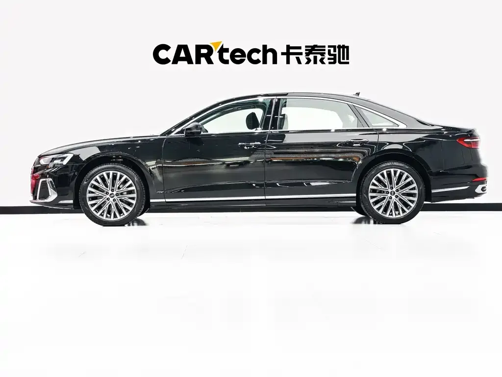 Audi A8 2024 из CN, фото 2