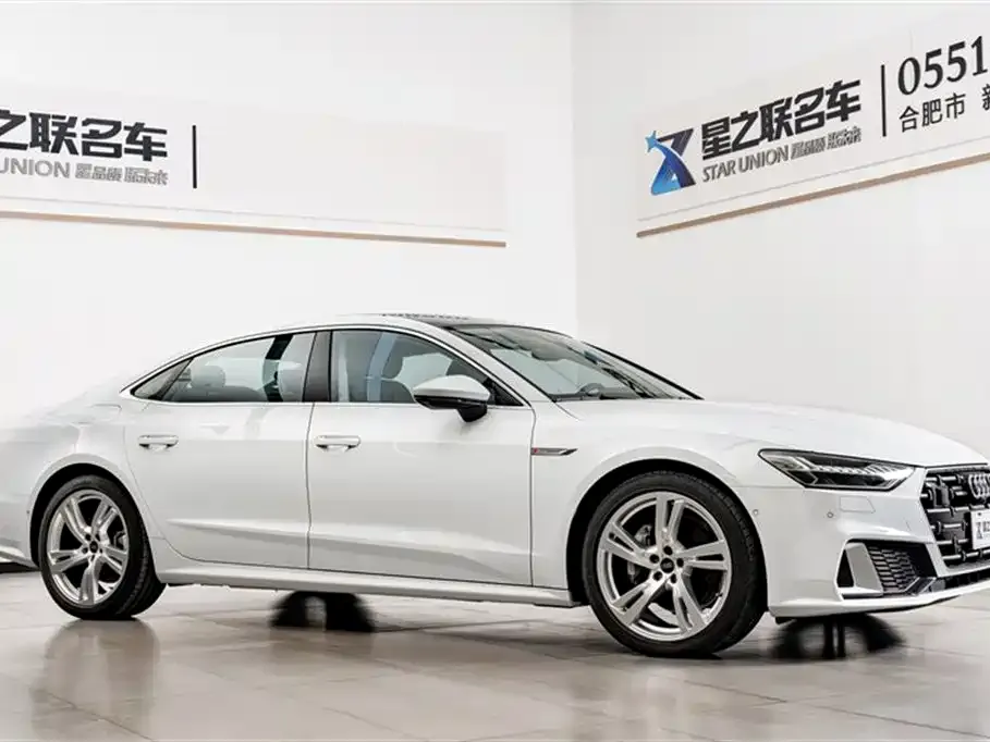 Audi A7L — фото 5