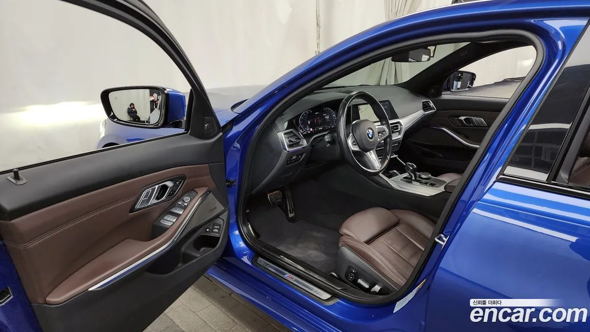 BMW 3-Series 2021 из KR, фото 10