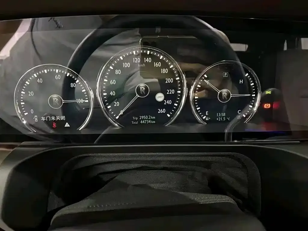 Rolls-Royce Ghost 2021 из CN, фото 9