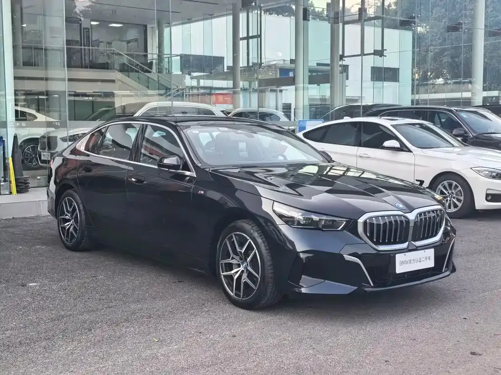 BMW i5 2025 из CN, фото 10