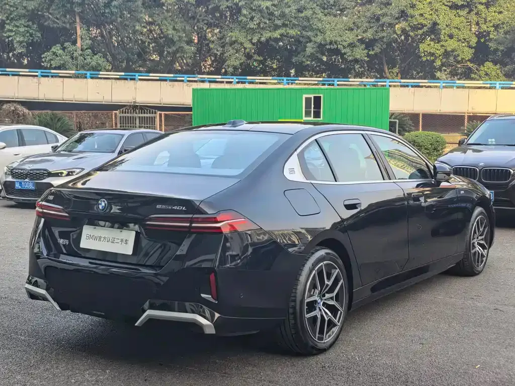 BMW i5 2025 из CN, фото 6
