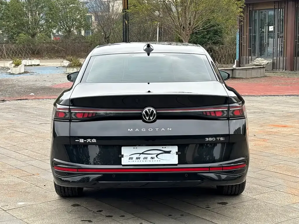 Volkswagen Magotan 2024 из CN, фото 2