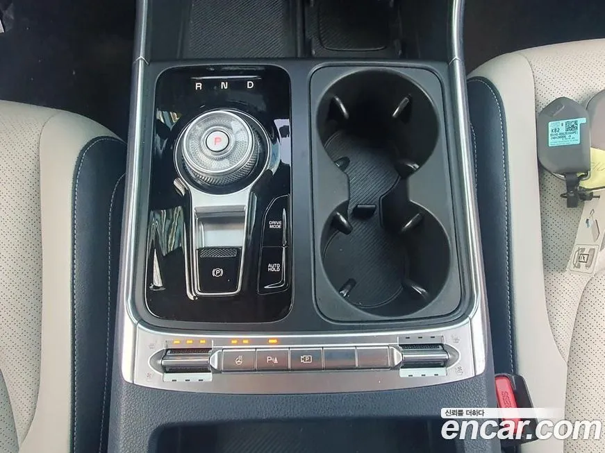 Kia Carnival — фото 10