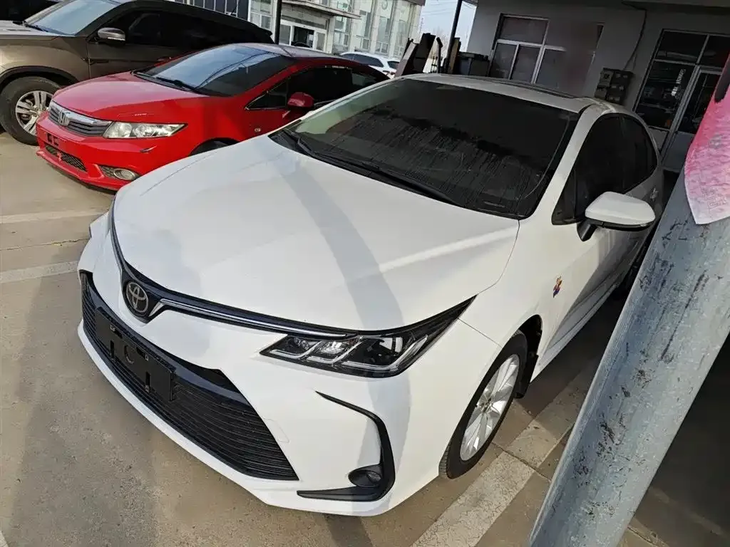 Toyota Corolla 2021 из CN, фото 1