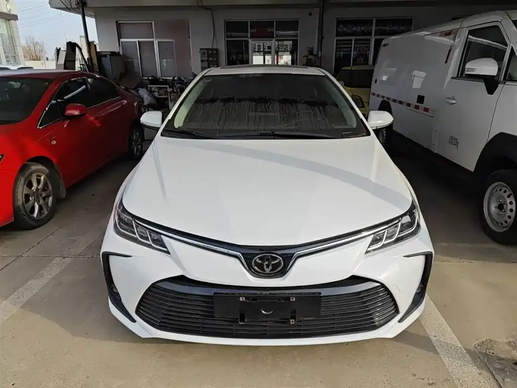Toyota Corolla 2021 из CN, фото 8