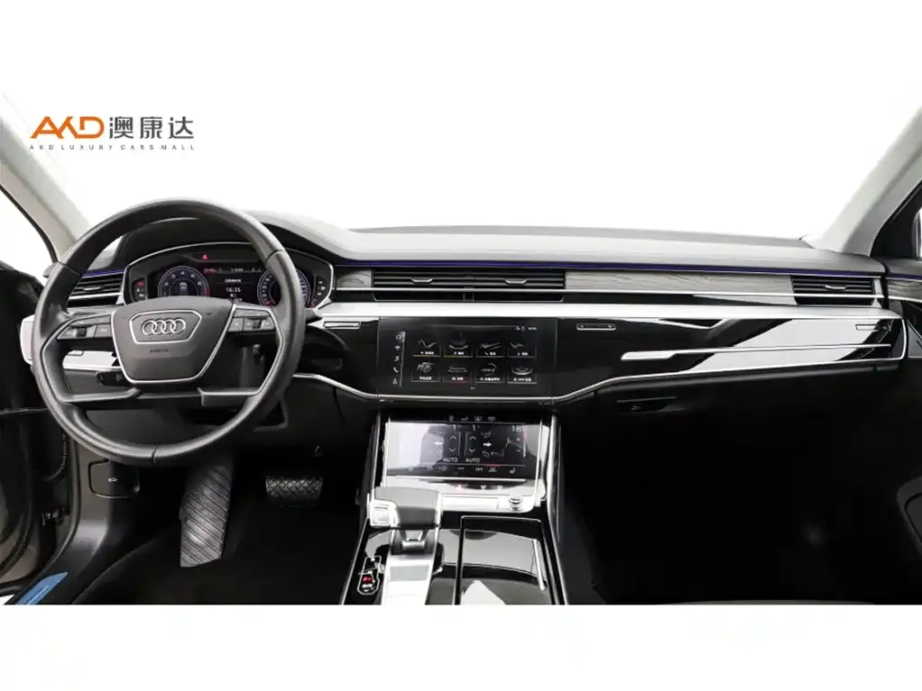 Audi A8 — фото 4