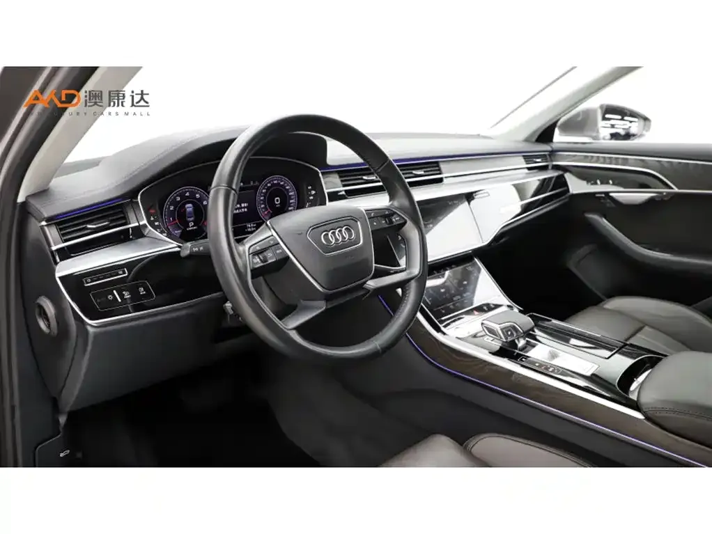 Audi A8 — фото 10