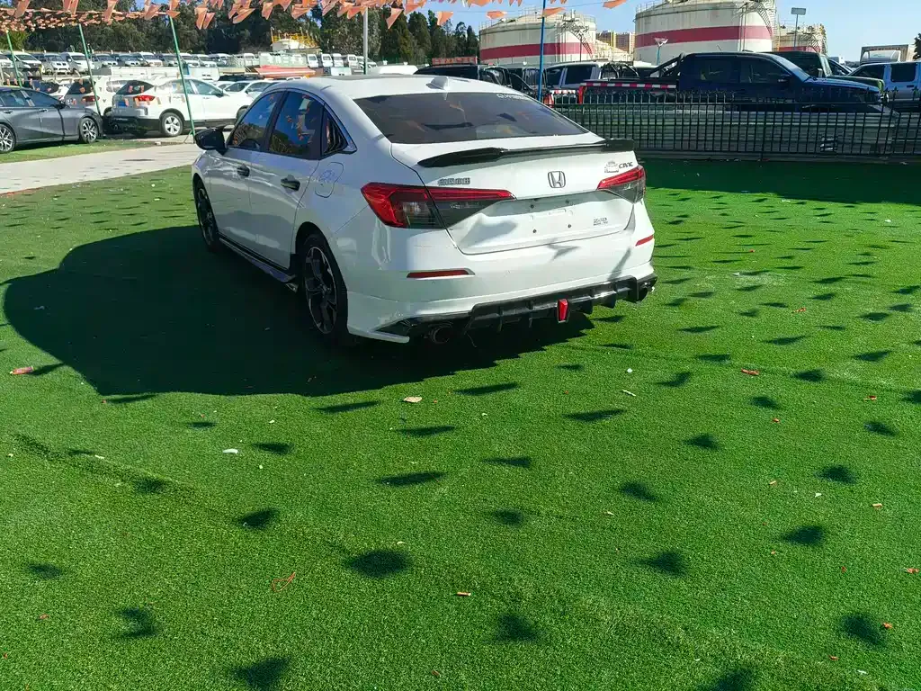 Honda Civic — фото 9