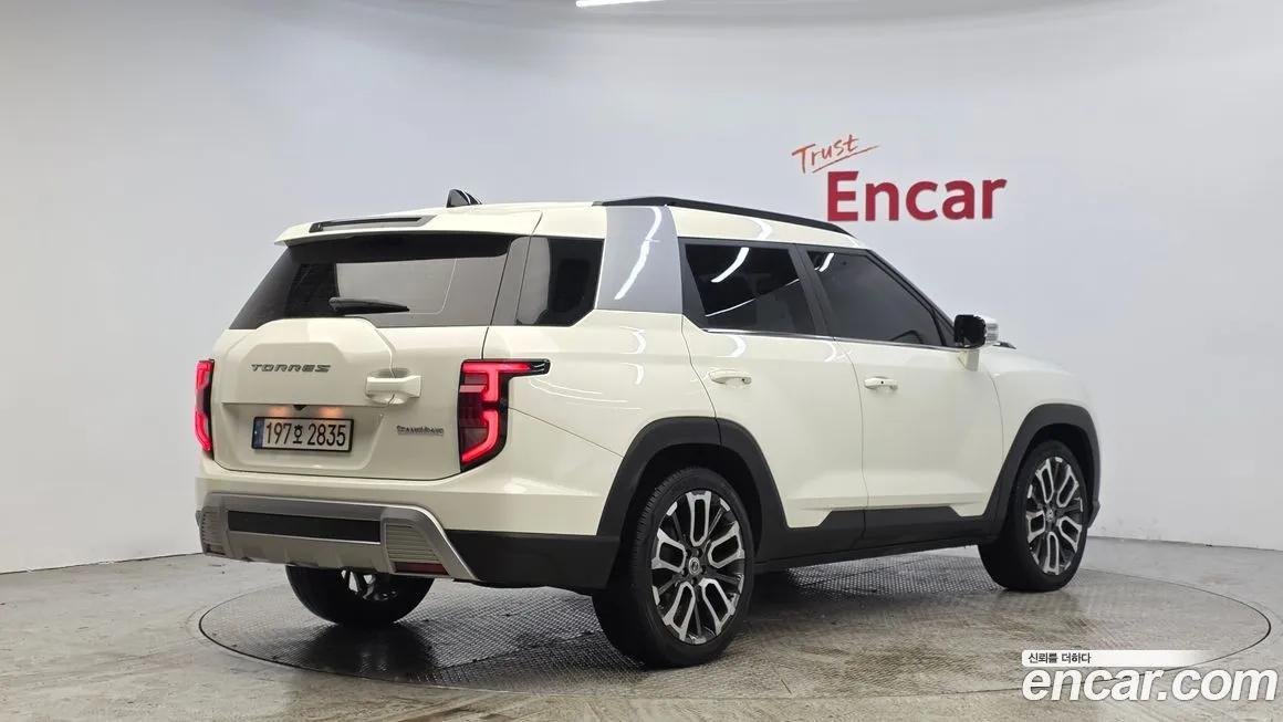 KG Mobility (Ssangyong) Torres 2023 из KR, фото 4