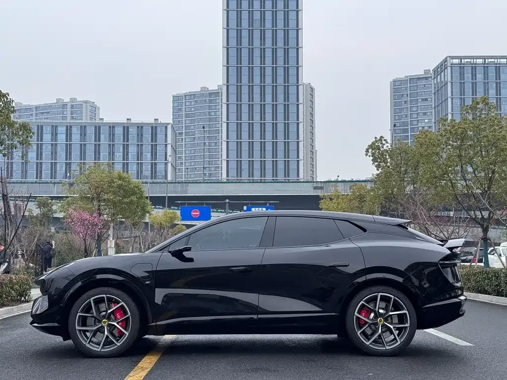Lotus Eletre 2025 из CN, фото 9